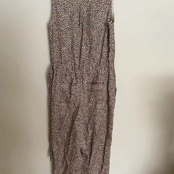 Banana Republic Jumpsuit Leopard Print - Picture 6 of 7